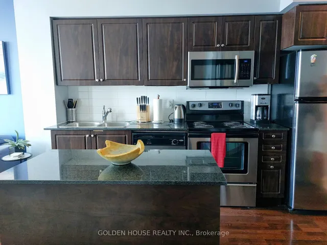 Additional image 8 of 215 Fort York Blvd Unit 2309