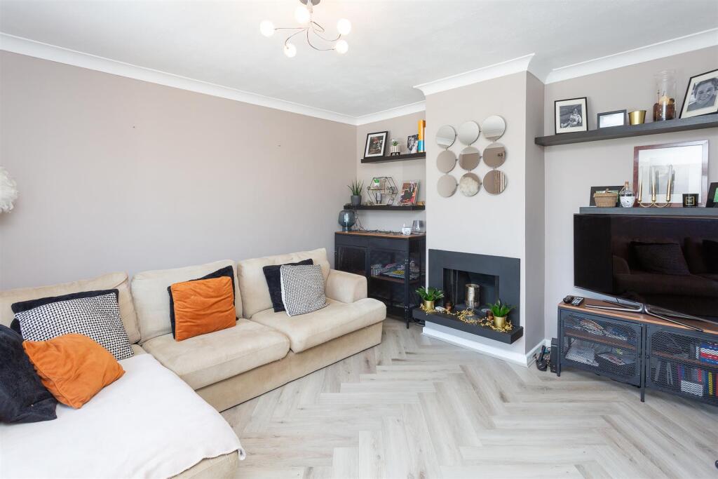 Additional image 13 of Molescroft, Harpenden