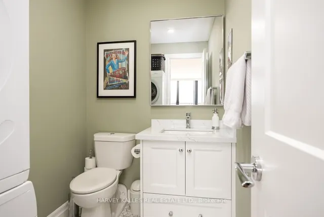 Additional image 14 of 33 Harbour Sq Unit 1605