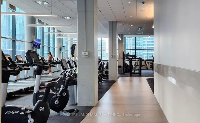 Additional image 24 of 88 Harbour St Unit 6004