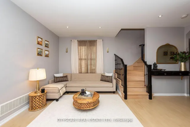 房产图片 15 - 651 Farmstead Dr 单元57