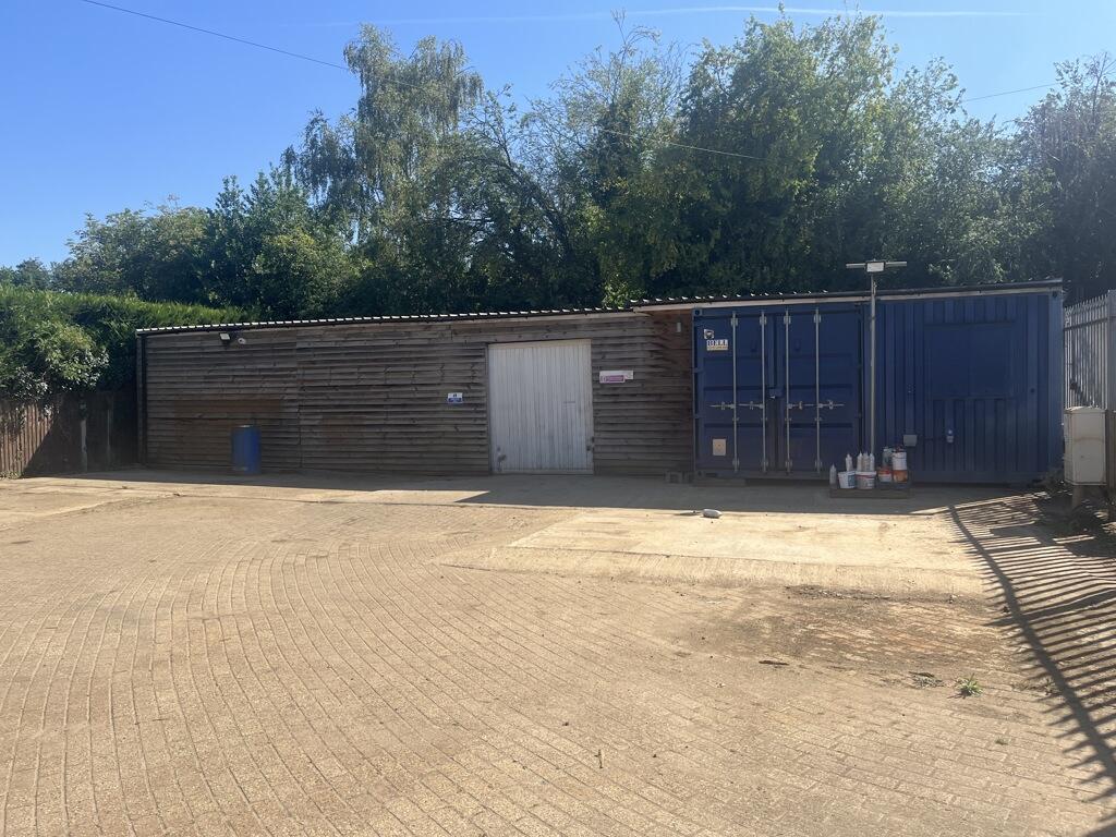 Additional image 9 of C10 & C11 Albert Bygrave Retail Park, North Orbital Road, St. Albans, Hertfordshire