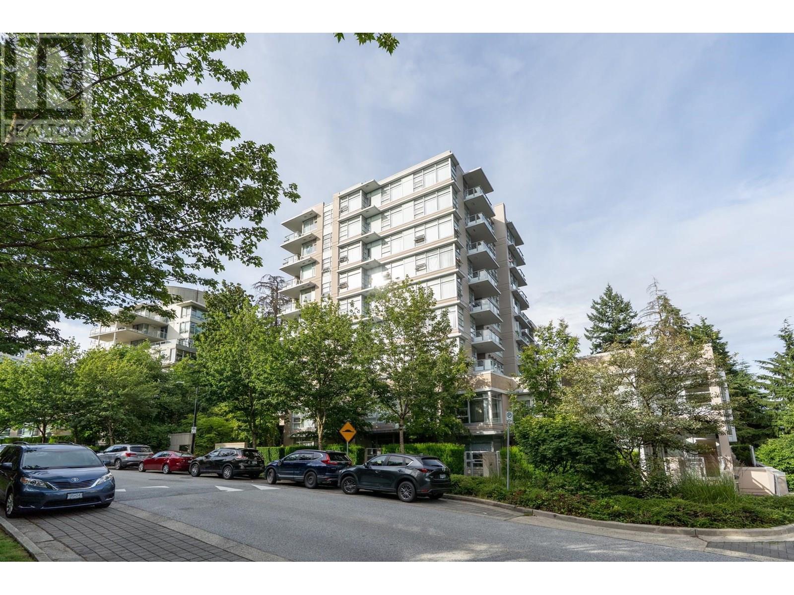710 9266 UNIVERSITY CRESCENT|Burnaby, British Columbia V5A4Z1