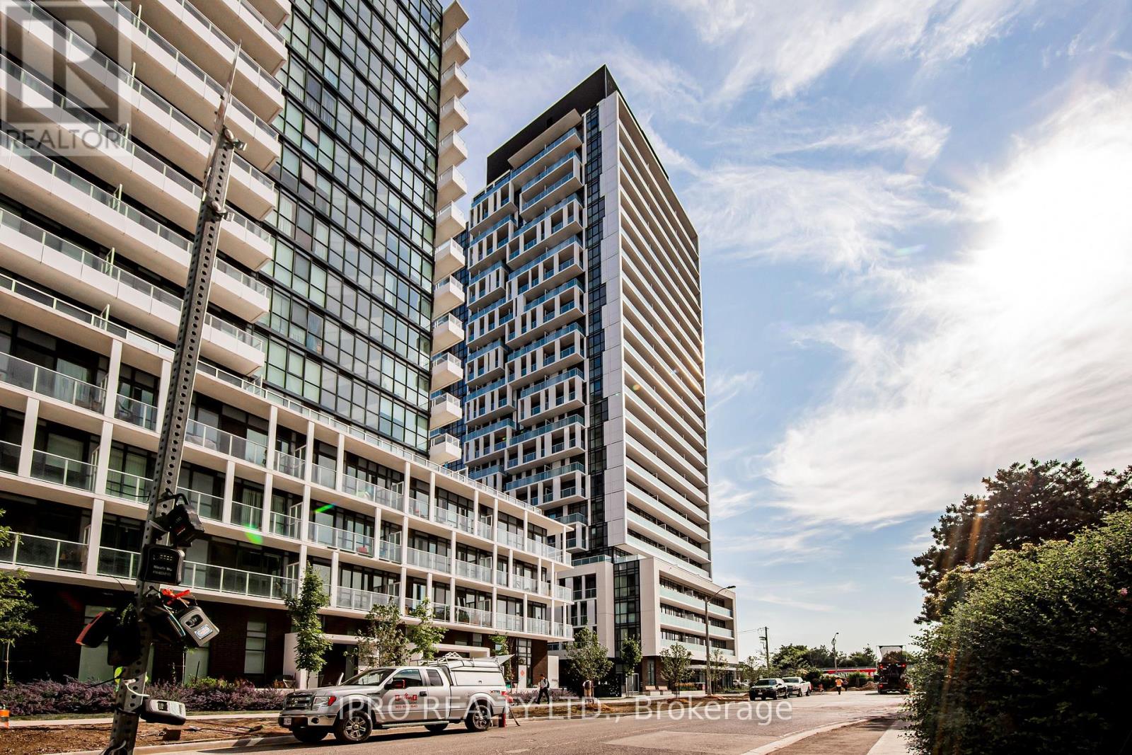 2216 - 188 FAIRVIEW MALL DRIVE|Toronto (Don Valley Village), Ontario M2J0H7