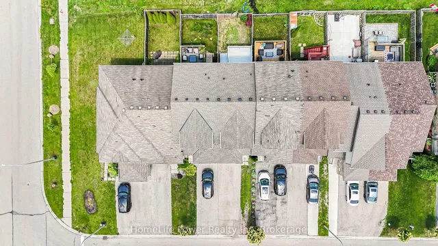 Additional image 3 of 9 Red Clover Cres