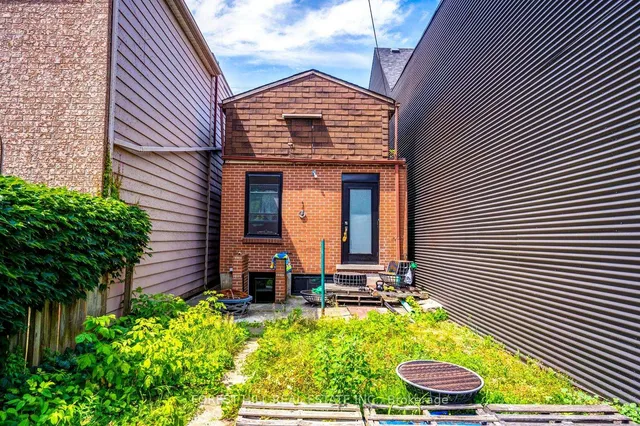 Additional image 19 of 139 Christie St