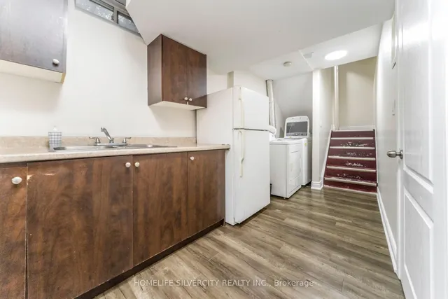 Additional image 47 of 91 Bernard Ave