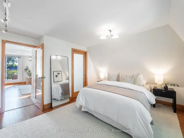 Additional image 30 of 81 Woodycrest Ave