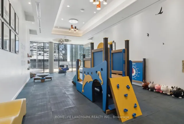 Additional image 23 of 88 Harbour St Unit 6004