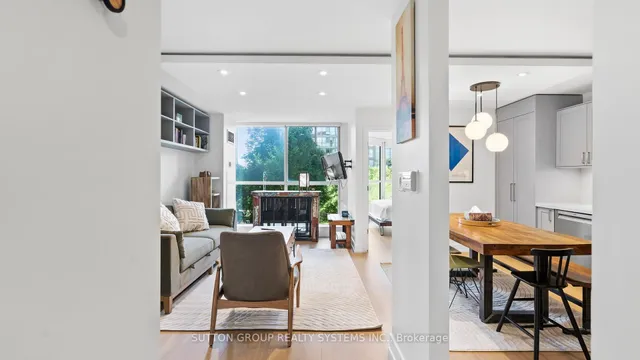 Additional image 2 of 22 Southport St Unit 433