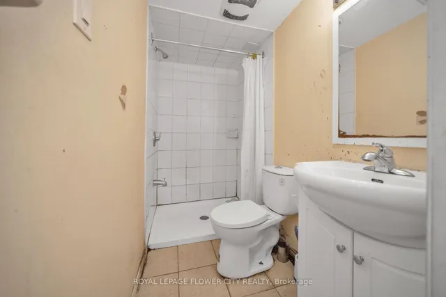 Additional image 30 of 33 Fiddleneck Cres