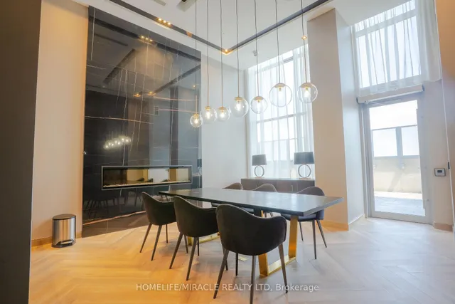 Additional image 38 of 225 Village Green Sq Unit 1708