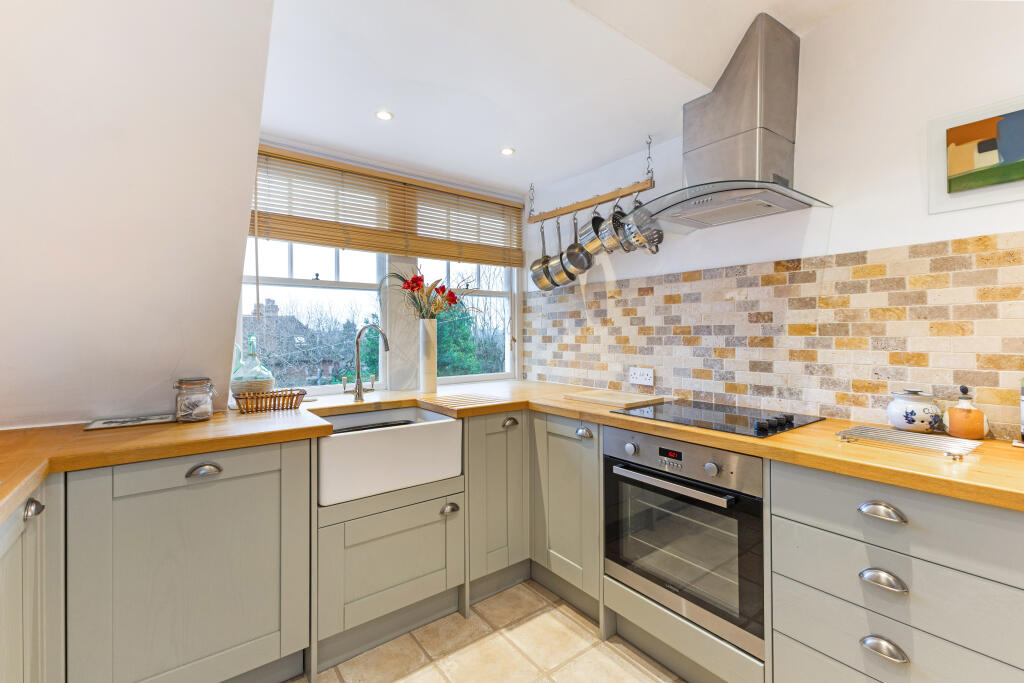 Additional image 11 of Hollybush Lane, HARPENDEN, AL5