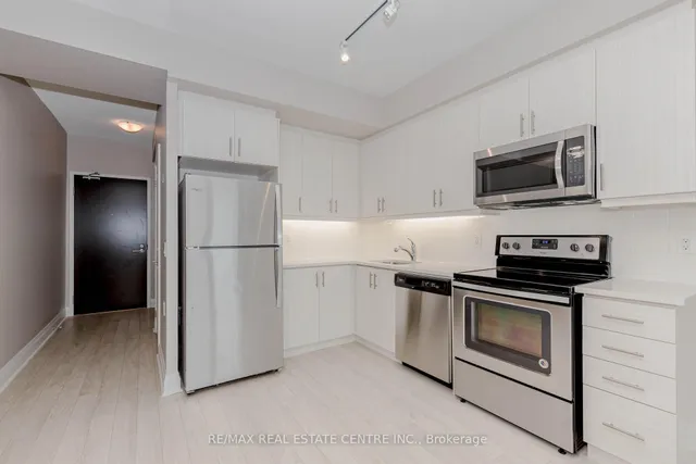 Additional image 15 of 15 Zorra St Unit 506