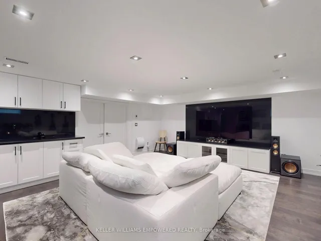 Additional image 44 of 330 Cedarvale Ave