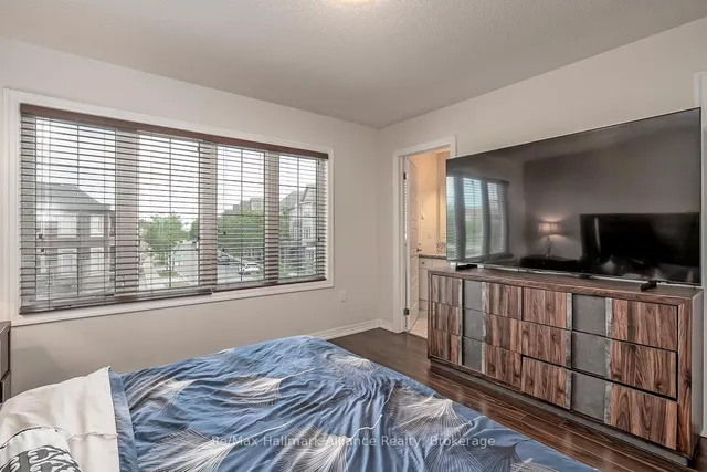 Additional image 31 of 177 Sixteen Mile Dr