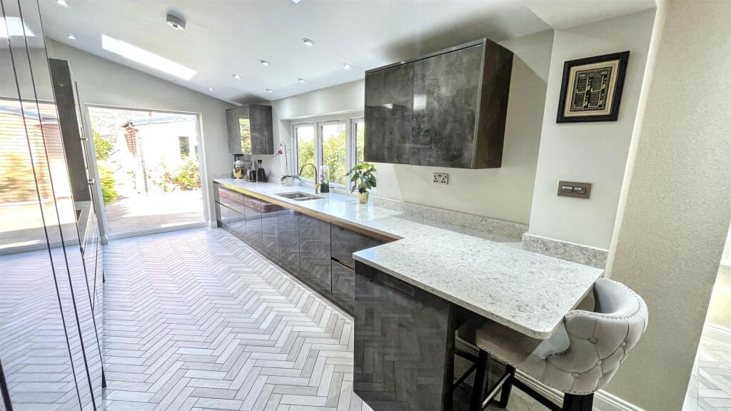 Additional image 7 of Willows Crescent, Balsall Heath