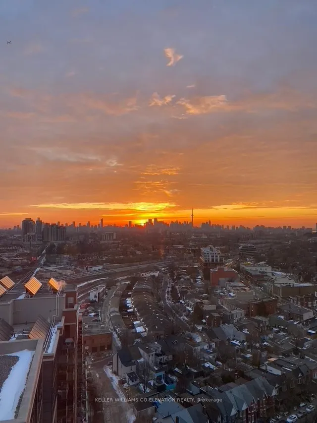 60 Heintzman St Unit 2306