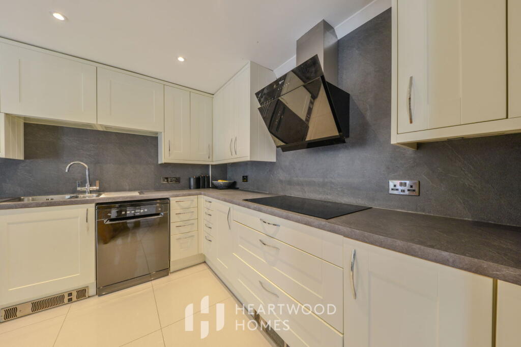 Additional image 10 of Tippendell Lane, St. Albans, AL2 3HL