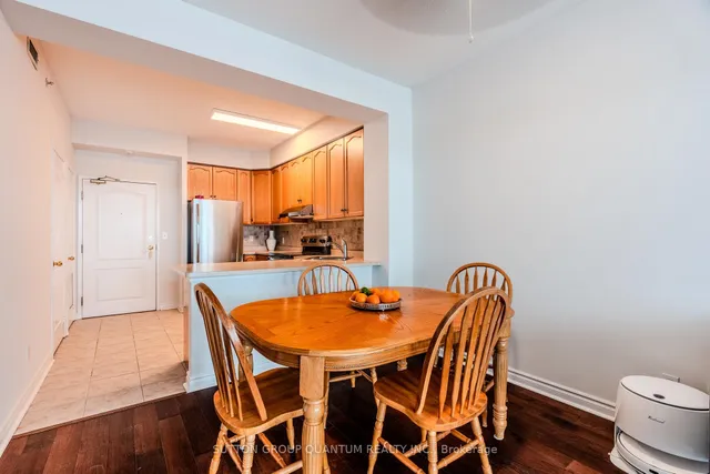 Additional image 16 of 3531 Lake Shore Blvd Unit 105