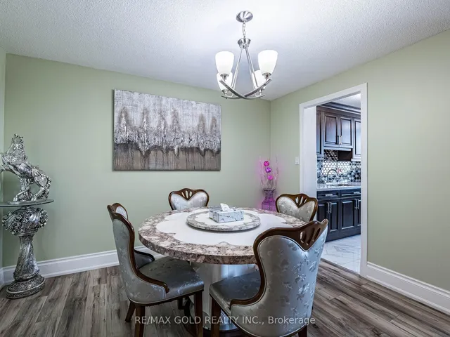 Additional image 14 of 18 Knightsbridge Rd Unit 1412