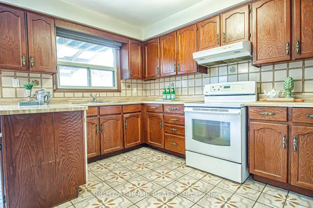 Additional image 4 of 3070 Nawbrook Rd