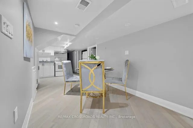 Additional image 32 of 2 Mackinac Cres