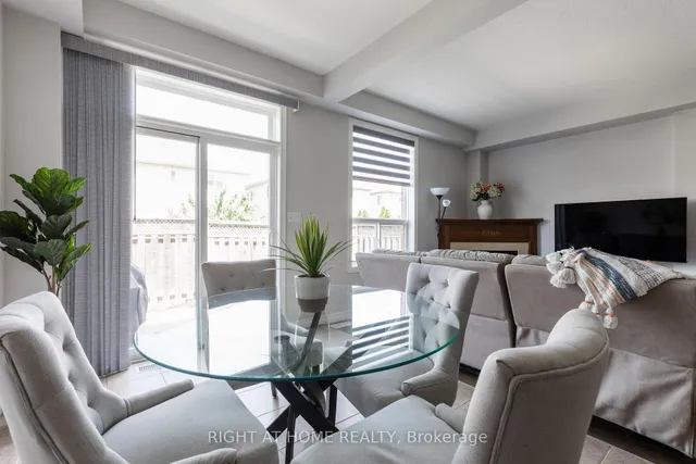 Additional image 19 of 56 Marina Point Cres