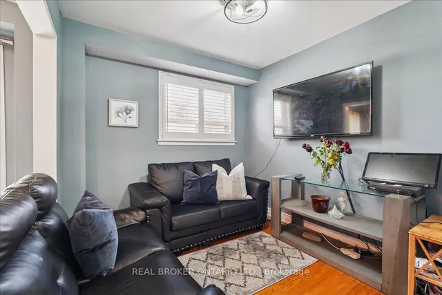 Additional image 6 of 3106 Redbank Cres