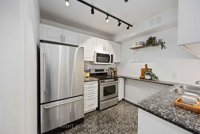 Additional image 7 of 110 Hepbourne St Unit 202