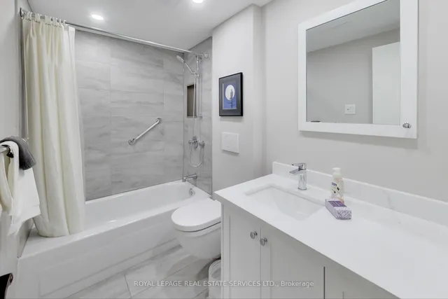 Additional image 17 of 2045 Lake Shore Blvd Unit 904