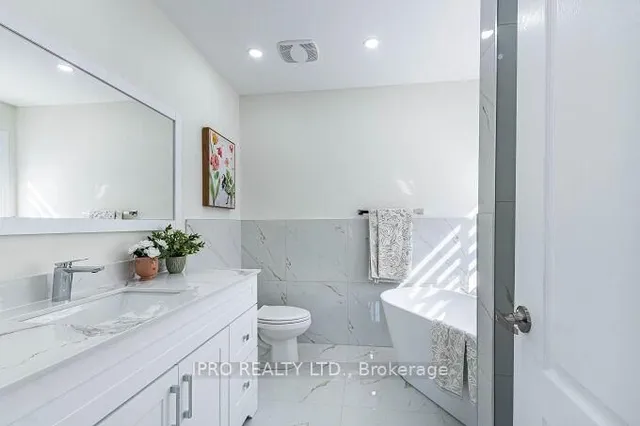 Additional image 26 of 631 Rossellini Dr