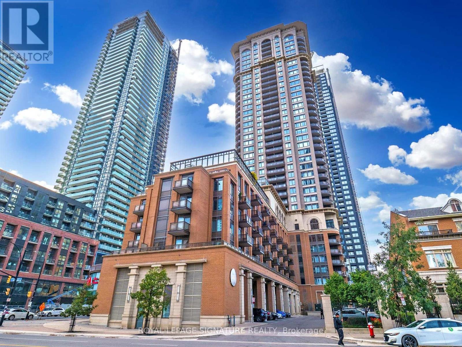 2007 - 385 PRINCE OF WALES DRIVE|Mississauga (City Centre), Ontario L5B0C6