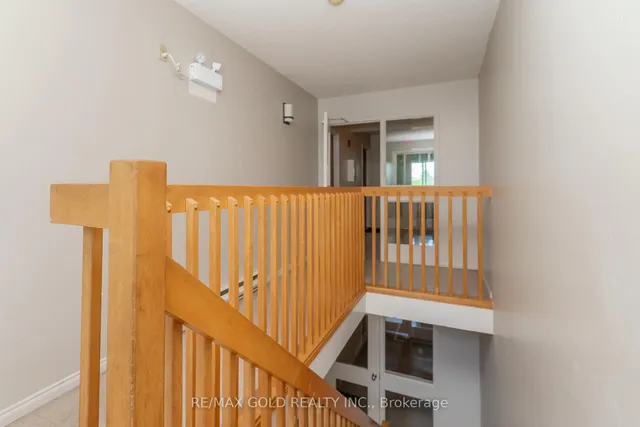 Additional image 3 of 266 Overlea Dr Unit 208