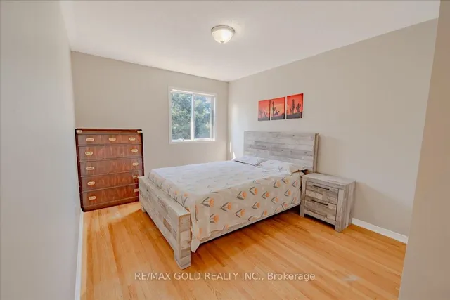 Additional image 33 of 21 Townley Cres