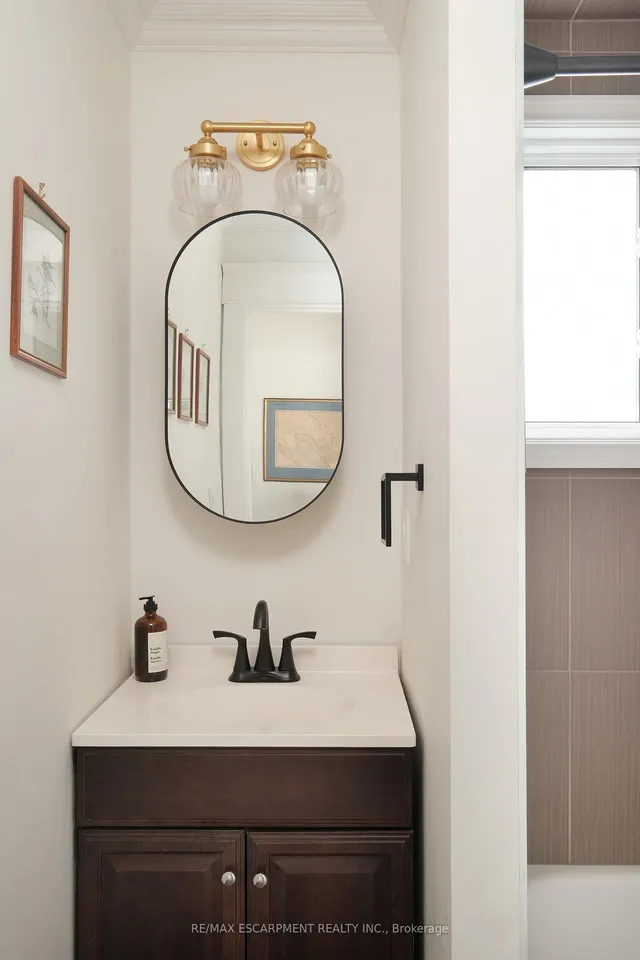 房产图片 32 - 505 Queensdale Ave