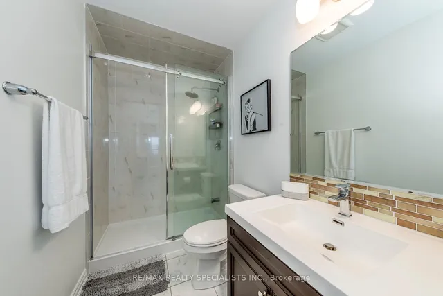 房产图片 39 - 1000 Asleton大道25单元