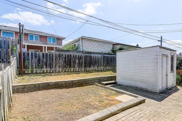 Additional image 38 of 43 Coquette Rd