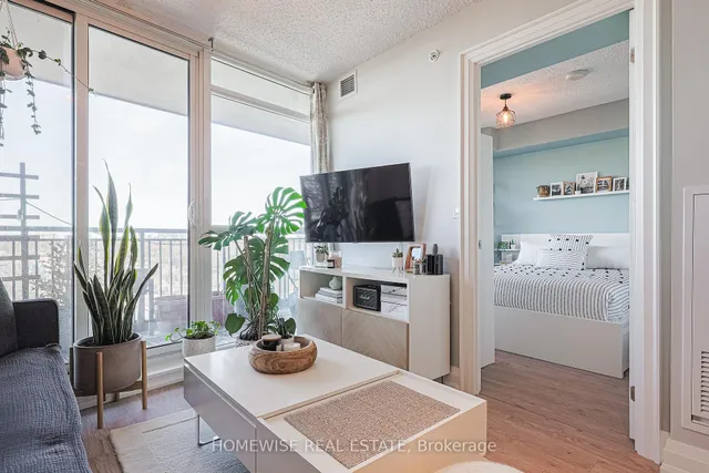 Additional image 19 of 800 Lawrence Ave Unit 1313