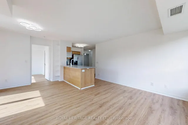 房产图片 11 - 60 Fairfax Cres 单元 211