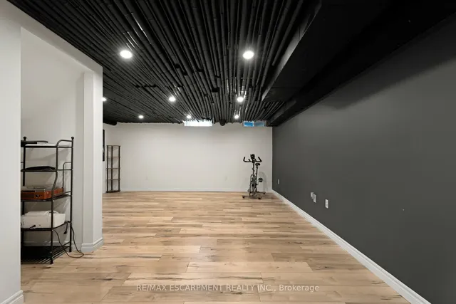 Additional image 28 of 461 HWY 8