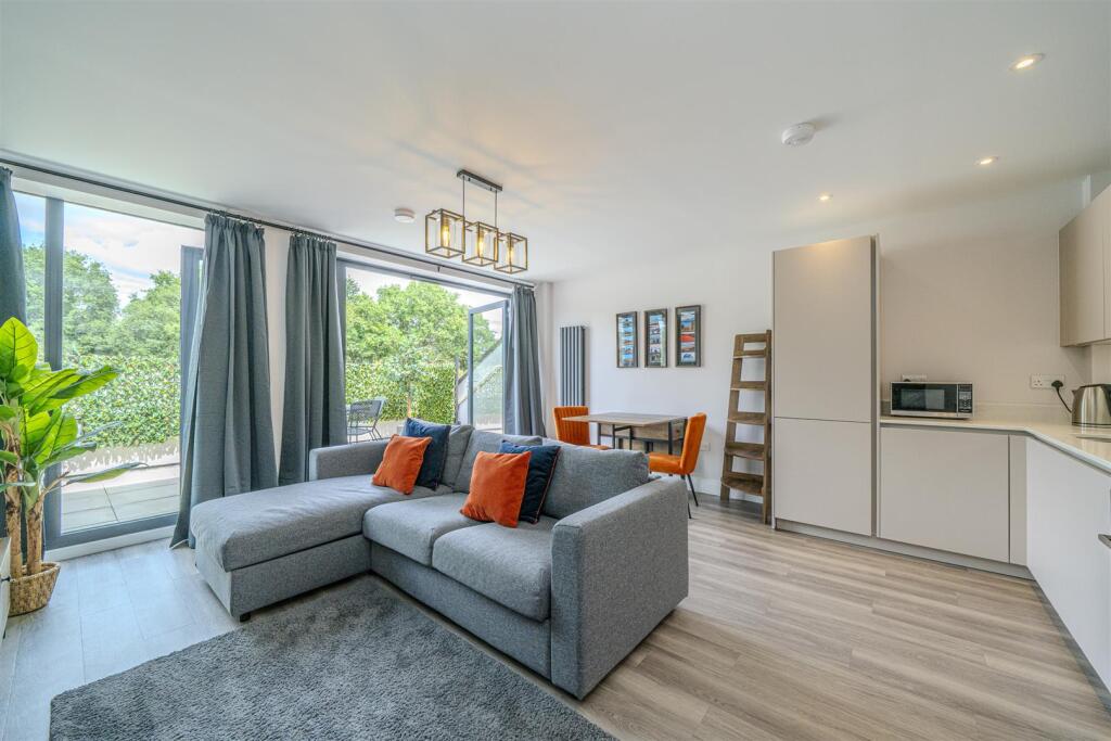 Additional image 4 of Campfield Road, St Albans