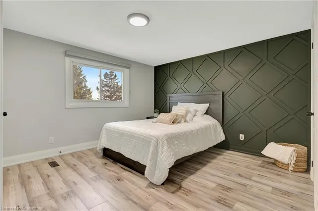 Additional image 27 of 101 Devonglen Dr