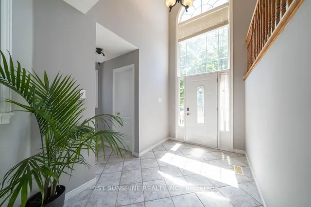 Additional image 5 of 4 Cabriolet Cres