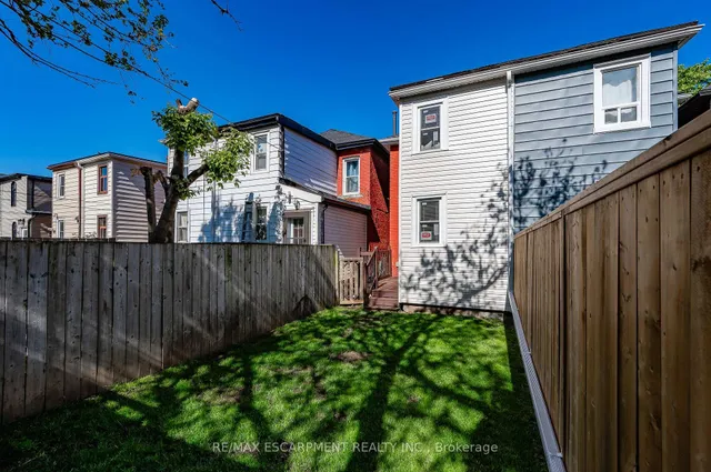 Additional image 26 of 102 Gibson Ave