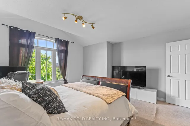 Additional image 38 of 69 Sled Dog Rd