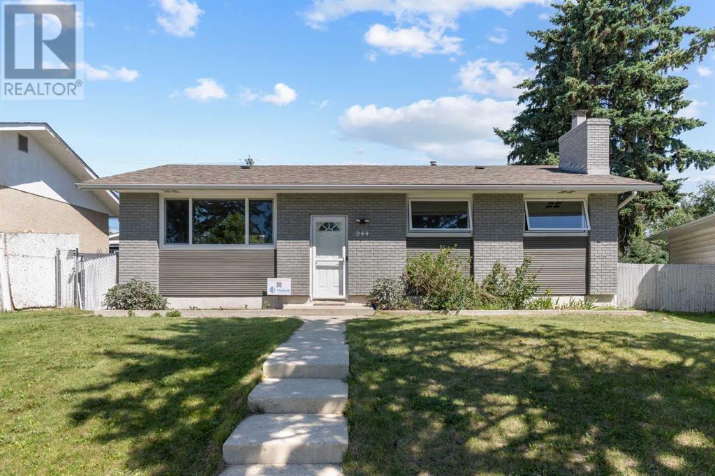 944 Raynard Crescent SE|Calgary, Alberta T2A1X9