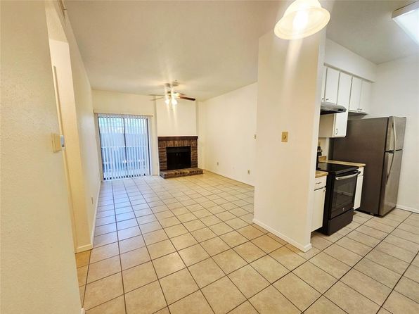 7950 N Stadium Dr APT 191, Houston, TX 77030