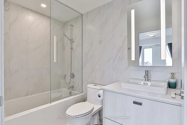 Additional image 20 of 480 Front st west St Unit 1504