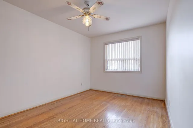 Additional image 14 of 124 Clairton Cres